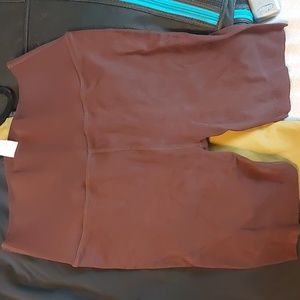 Brand New Fabletic Sculpt Knit Shorts in Large